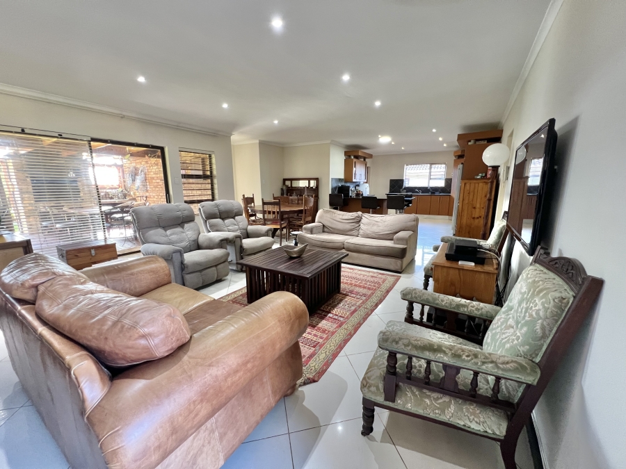 3 Bedroom Property for Sale in Noorsekloof Eastern Cape